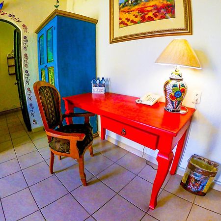 Posada Las Margaritas トラケパケ エクステリア 写真