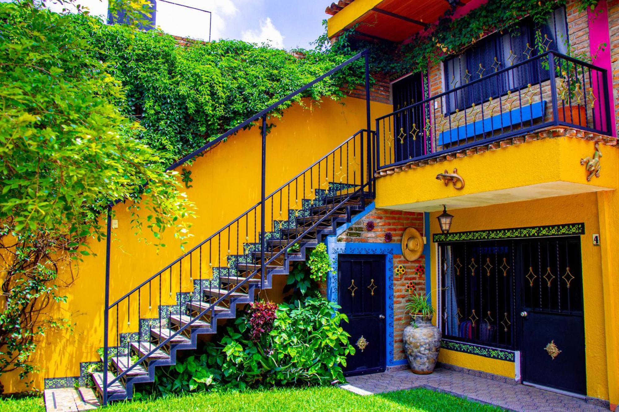 Posada Las Margaritas トラケパケ エクステリア 写真